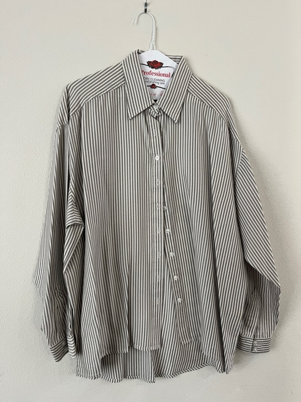 Elizabeth and James Silk Blend Oversize Striped Casual Button-Down Shirt Grey S
